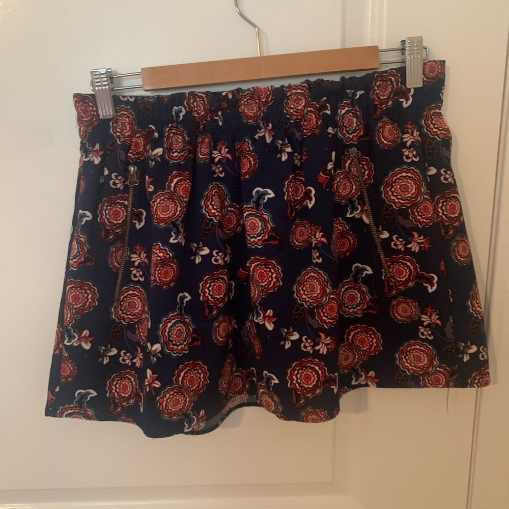 Zara Navy and Red Floral Mini Skirt